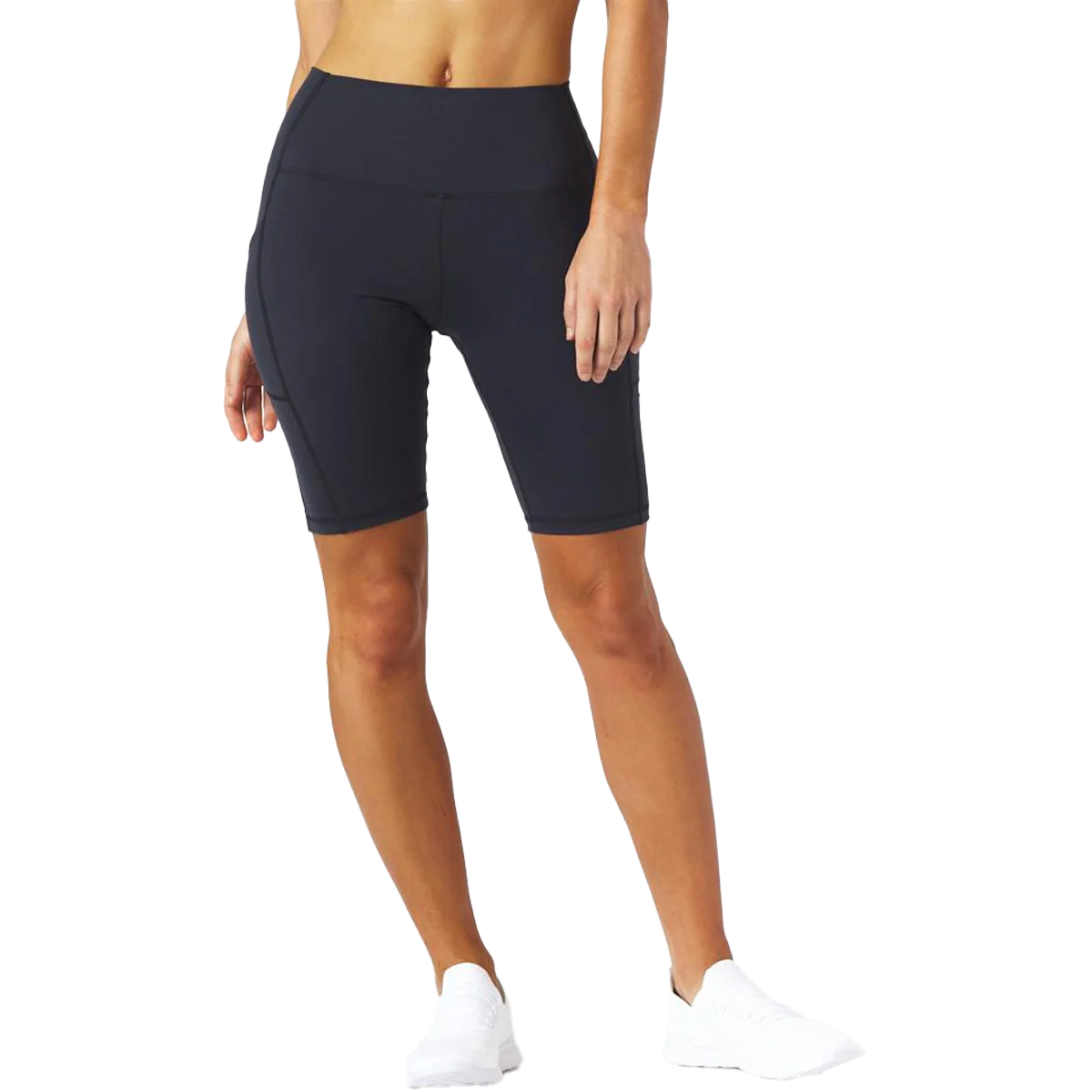Women's Taper Short - Onhollan