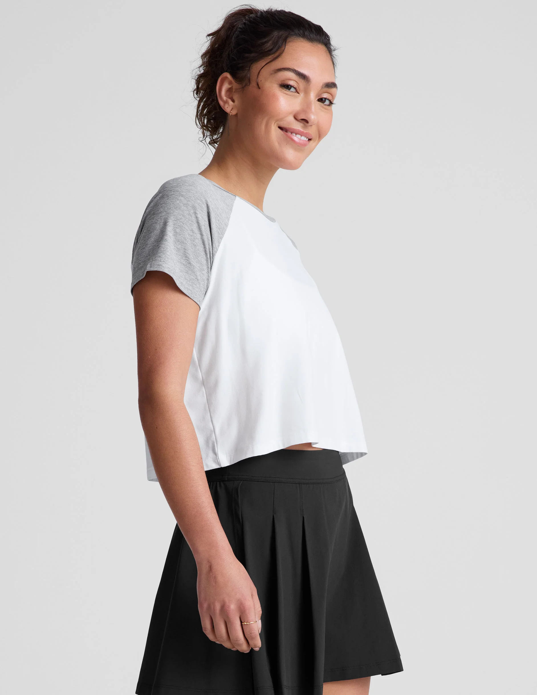 Featherweight Colorblock Tee - Onhollan