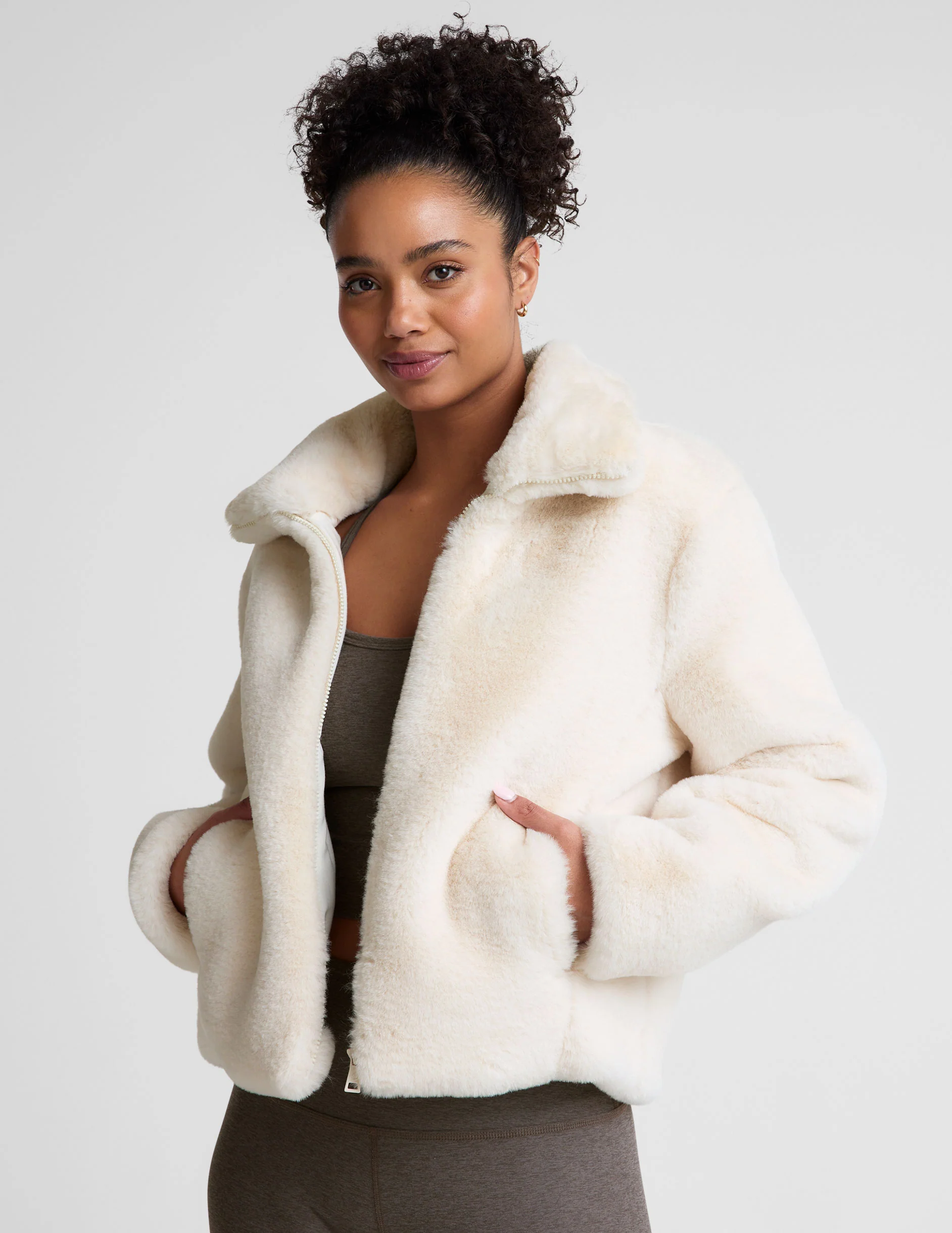 Faux Fur Jacket - Onhollan