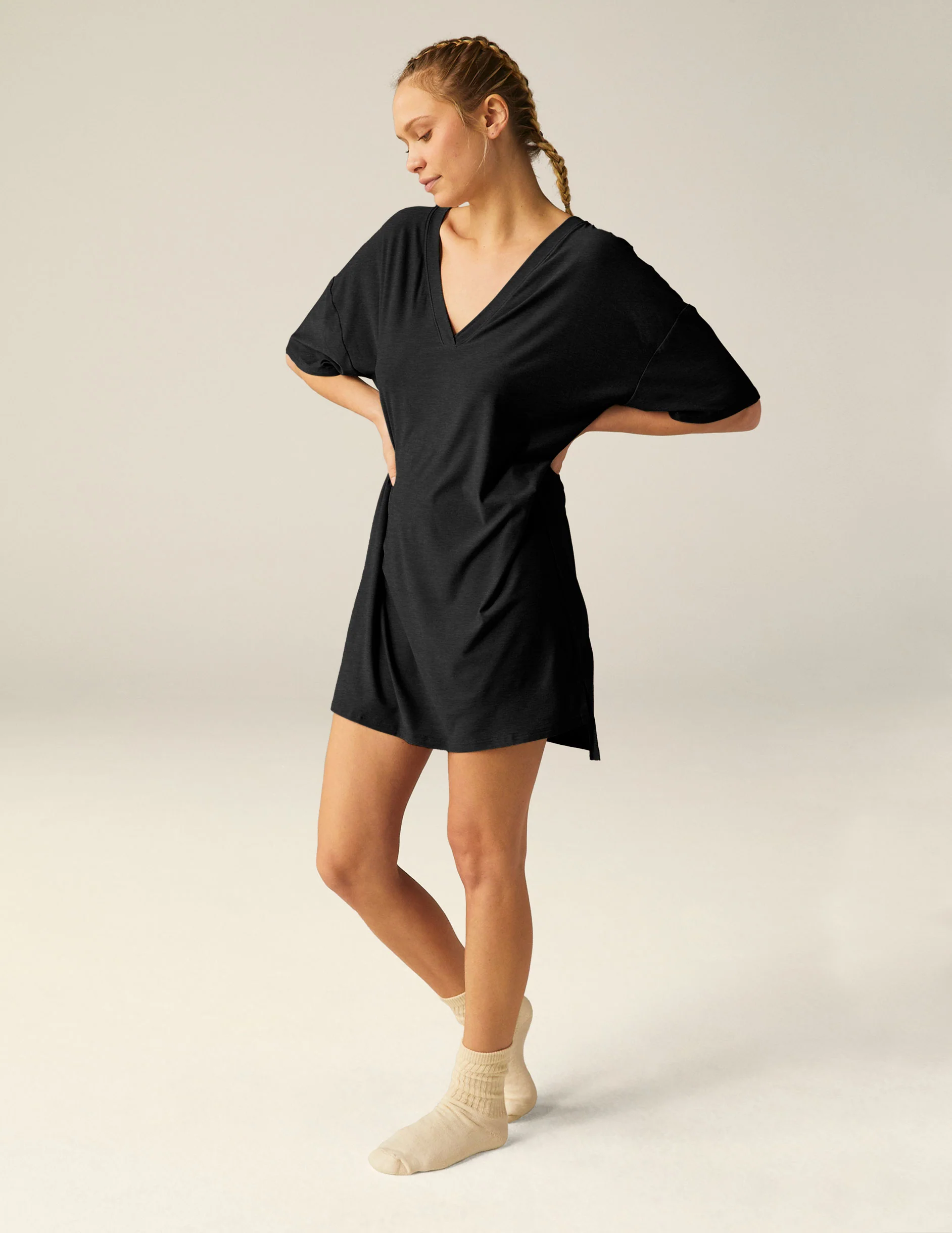 Featherweight V Rested Sleep Tee Dress - Onhollan